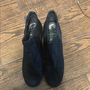 Stuart Weitzman Black Ankle Boots Sleek and Stylish